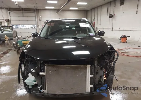 2021 Nissan Rogue Platinum Intelligent Awd z USA, uszkodzony, nr VIN JN8AT3DD7MW303858